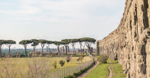 投稿についてもっと詳しく クラウディウス水道橋越しのクーポローネ