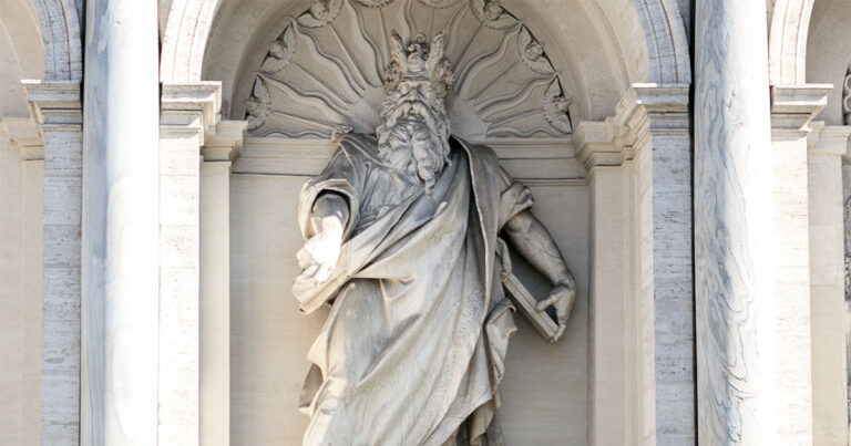 モーゼの噴水とサン・ベルナルド広場