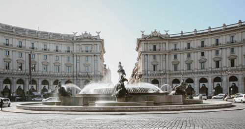 共和国広場 ナイアディの噴水